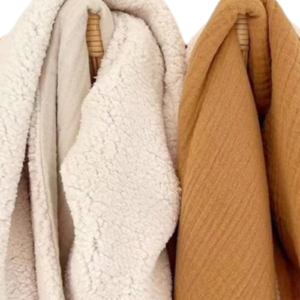 Organic sherpa blankie with soft cotton muslin outer and cozy Sherpa Teddy lining.